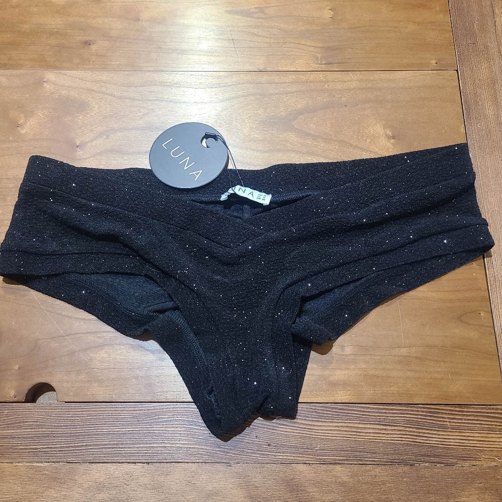 NWT Lunalae Luminous Low Waist Shorts